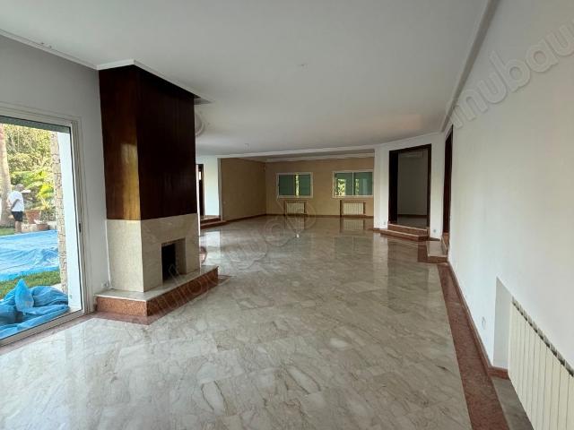 Villa à louer à rabat souissi