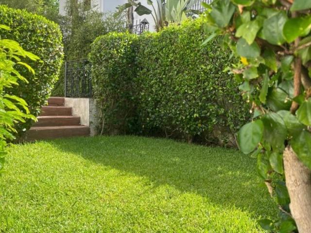 Villa a louer a tanger surface 500m² situation golf