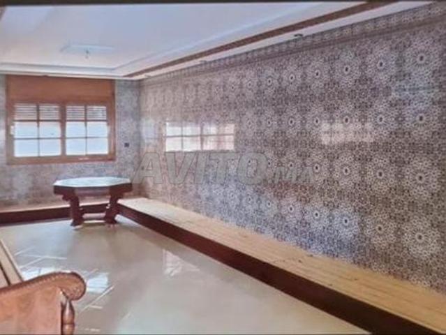 Villa à louer 220 m² à Rabat