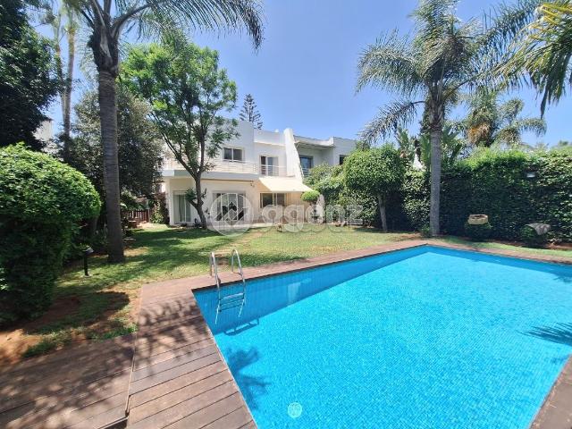 Villa à louer 566 m², 4 chambres Inara Casablanca