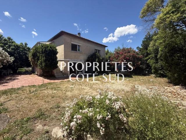 Villa à louer 82 m2 avec sous sol