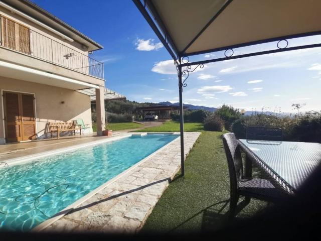 Villa a Pietrasanta