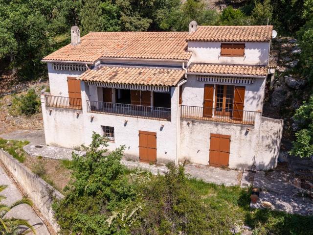 Villa A Renover Proche Carros Village 152m² Carros
