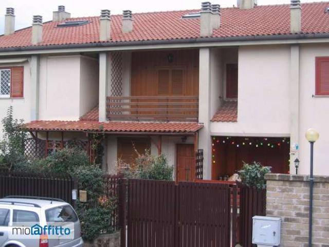 Villa a schiera arredata Cecchina
