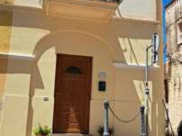 Villa a schiera arredata Centro