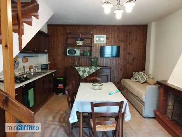 Villa a schiera arredata Centro