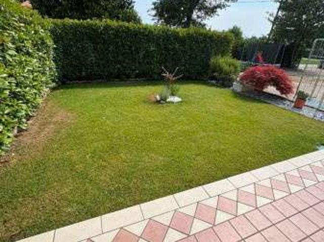 Villa a schiera arredata Centro