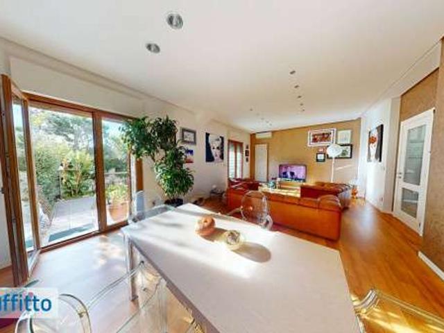 Villa a schiera arredata Bari