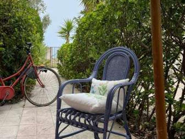 Villa a schiera arredata Bianco
