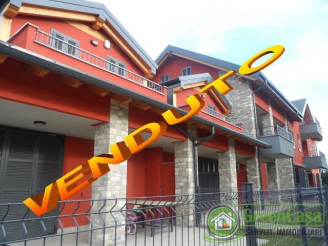 VILLA A SCHIERA di 4 vani e di 142 mq CAVENAGO DI BRIANZA rif. IGC VILLA 292 CAVENAGO