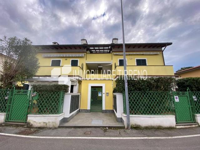 Villa a Schiera in affitto a Massa, arredato, lavatrice, lavastoviglie TrovaCasa