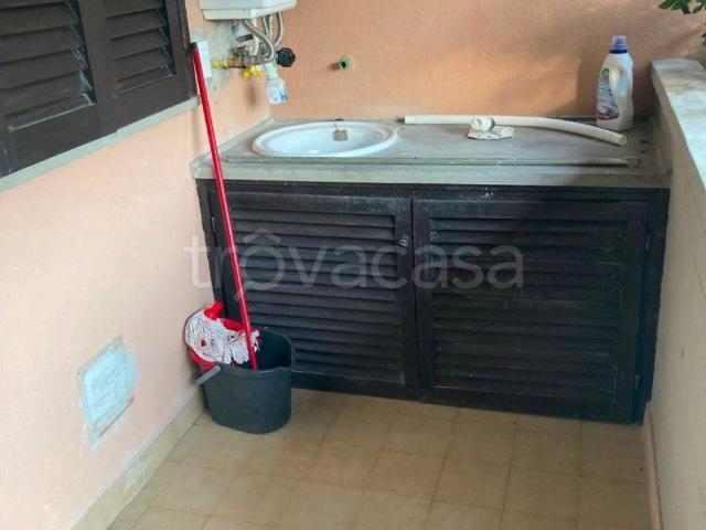 Villa a Schiera in affitto a Massa viale Roma, 383, arredato, giardino privato, posto auto TrovaCasa