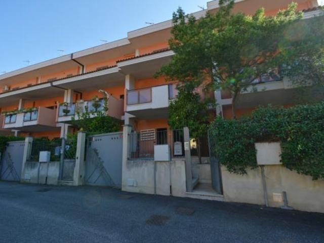 Villa a schiera in affitto a Messina