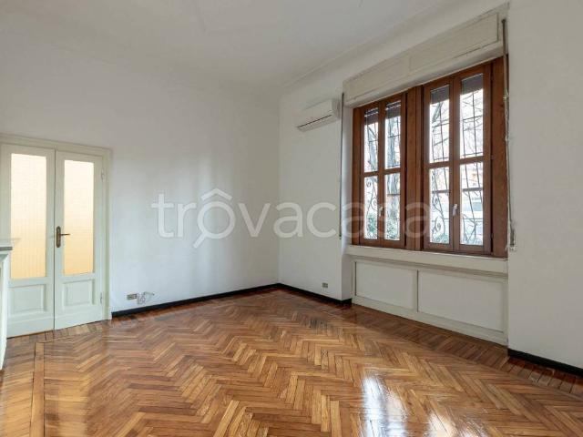 Villa a Schiera in affitto a Milano via Sant'Eusebio, non arredato/vuoto, giardino privato, riscaldamento autonomo TrovaCasa