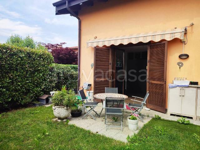 Villa a schiera in affitto a Olgiate Comasco