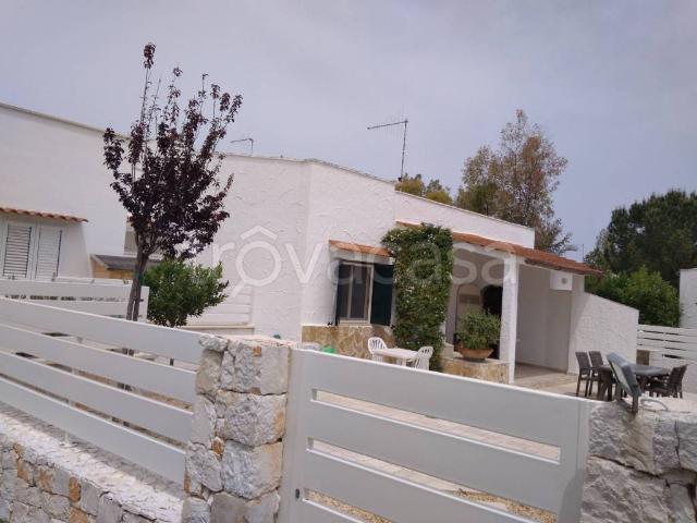 Villa a Schiera in affitto a Ostuni via Giovanna, arredato, giardino privato, terrazzo TrovaCasa