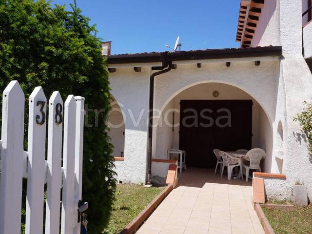Villa a Schiera in affitto a Comacchio lungomare Italia, 91/a, arredato, giardino privato, posto auto TrovaCasa