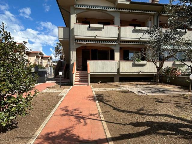 VILLA A SCHIERA in AFFITTO a FOLLONICA PRATORANIERI di 3 vani