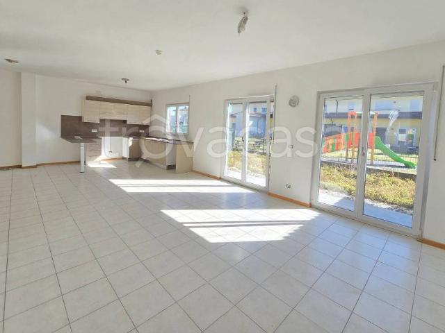 Villa a Schiera in affitto a Gazzo via Camillo Benso di Cavour, 10, giardino privato, box, terrazzo TrovaCasa
