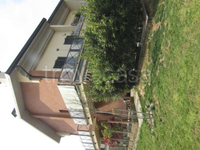Villa a schiera in affitto a Gerenzano via San Giacomo