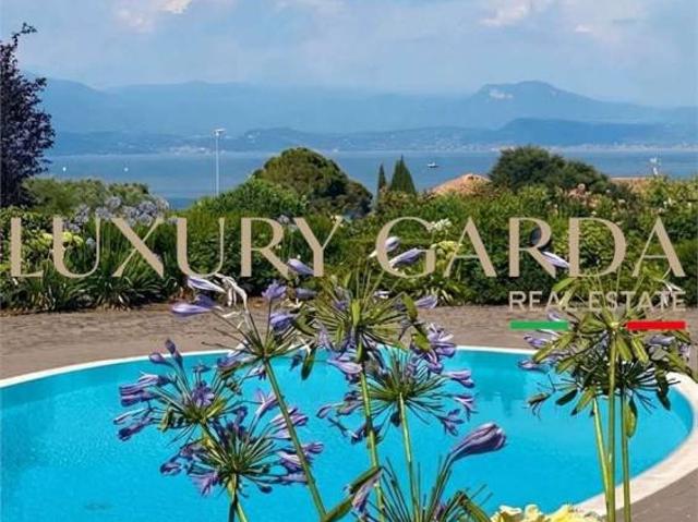 Villa a schiera in affitto a Lonato del Garda, Barcuzzi