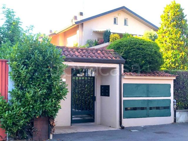 Villa a Schiera in affitto a Paderno Dugnano via Don Giovanni Minzoni, 17, arredato, giardino privato, terrazzo TrovaCasa