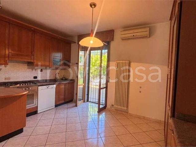 Villa a schiera in affitto a Povegliano Veronese via Mazzini