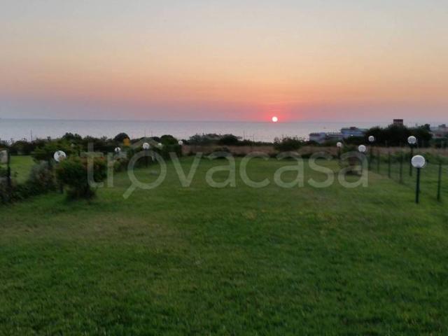 Villa a schiera in affitto a Santa Marinella via Mar Caspio