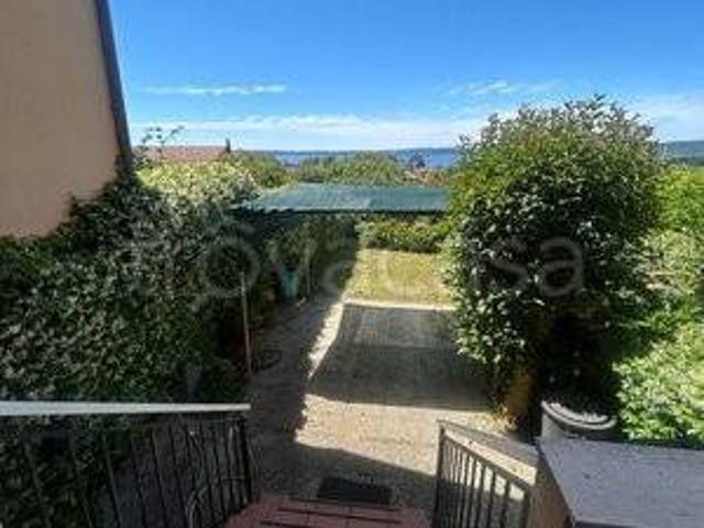 Villa a Schiera in affitto a Trevignano Romano via Vigna Rosa, 3, arredato, giardino privato, terrazzo TrovaCasa