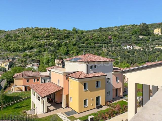 Villa a Schiera in affitto a Verona via Are Zovo, 11, giardino privato, terrazzo, nuova costruzione TrovaCasa