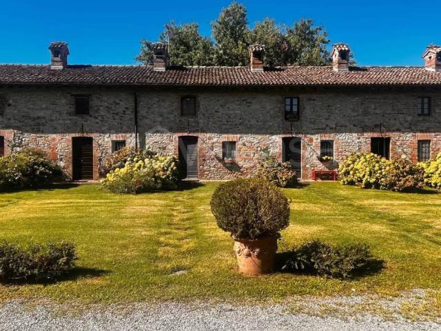 Villa a Schiera in affitto ad Agazzano, arredato, giardino privato, caminetto TrovaCasa