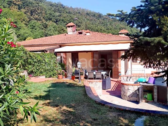 Villa a Schiera in affitto ad Ameglia, non arredato/vuoto, giardino, posto auto TrovaCasa