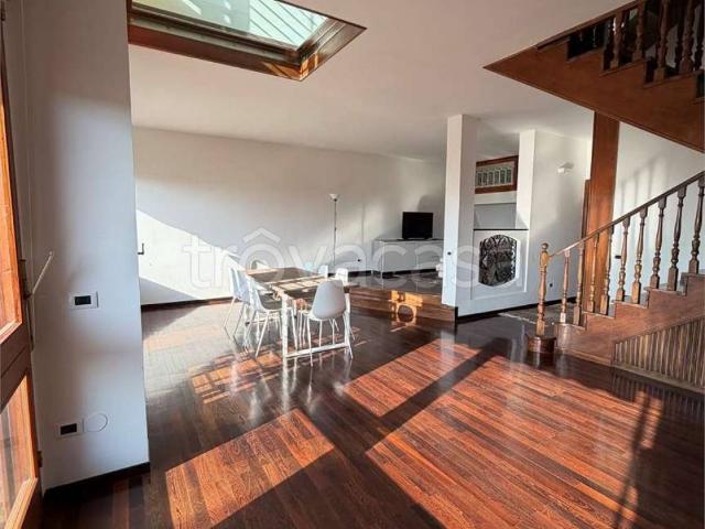 Villa a Schiera in affitto ad Ancona via Spontini, 3, arredato, posto auto, vista mare TrovaCasa