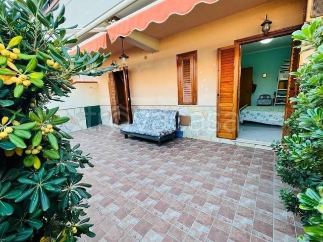 Villa a Schiera in in affitto da privato a Campofelice di Roccella viale Himera, 16, posto auto, da privato, piscina condominiale TrovaCasa