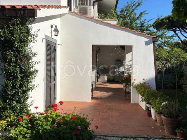 Villa a Schiera in in affitto da privato a Cerveteri via Marcina, 50, giardino, da privato, balcone TrovaCasa