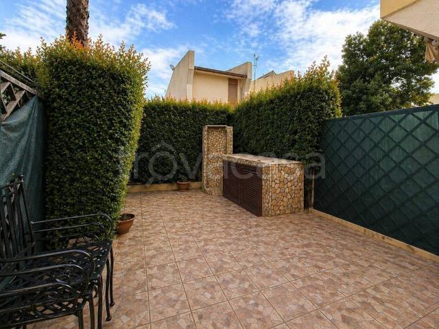 Villa a Schiera in in affitto da privato a Borgia viale Nausicaa, da privato, ristrutturato TrovaCasa