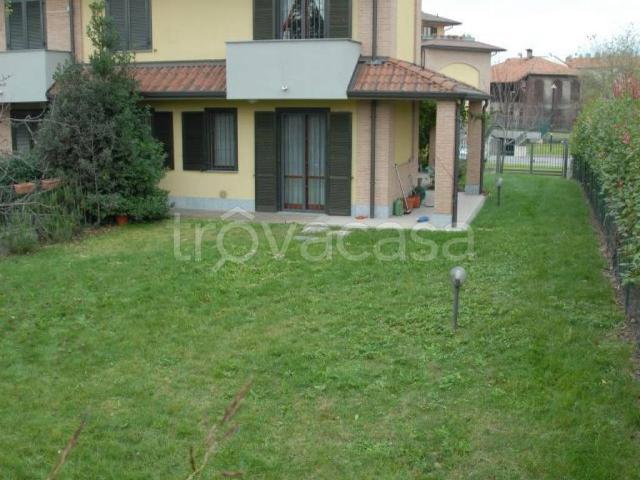 Villa a Schiera in in affitto da privato a San Donato Milanese via Unica Poasco, giardino, da privato, box doppio TrovaCasa