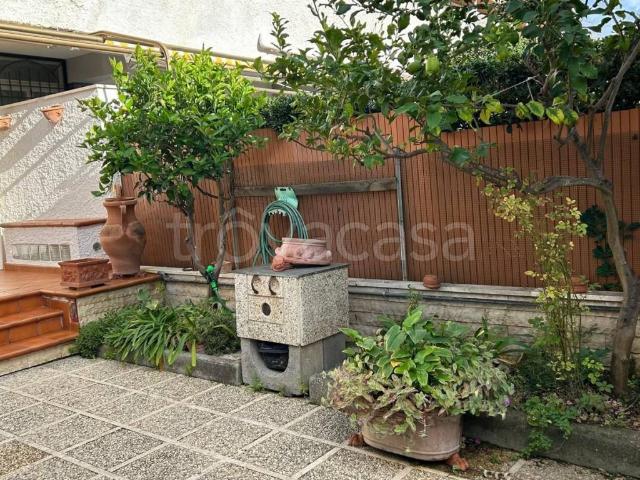 Villa a Schiera in in affitto da privato a Santa Marinella via Pienza, 29, giardino, da privato, spese incluse TrovaCasa