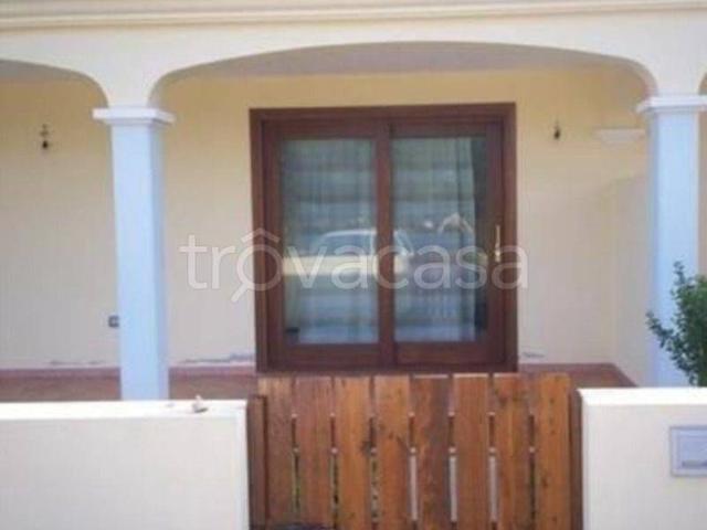 Villa a Schiera in in affitto da privato a Siniscola sa Petra Ruja, giardino, posto auto, da privato TrovaCasa