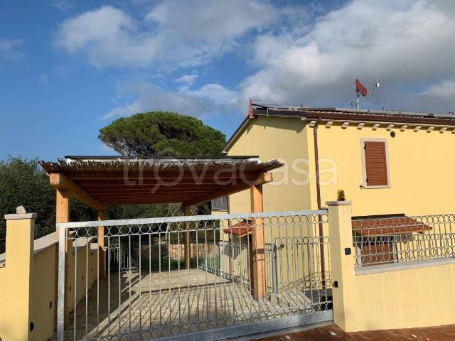 Villa a Schiera in in affitto da privato a Palau via Attilio Deffenu, 2C, giardino, terrazzo, da privato TrovaCasa