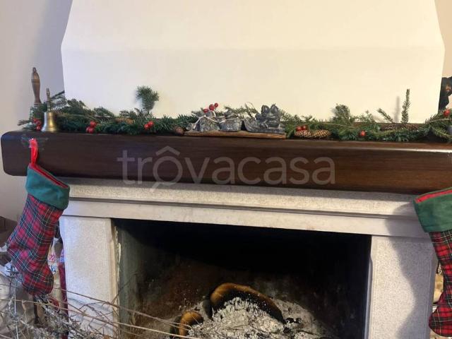 Villa a Schiera in in affitto da privato a Pescasseroli via Oppieto, giardino privato, posto auto, da privato TrovaCasa