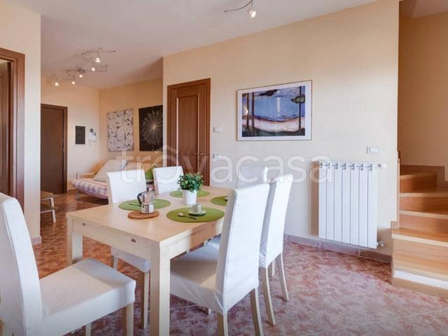 Villa a Schiera in in affitto da privato a Rocca di Papa via Borgo Valle Vergine, arredato, giardino, box TrovaCasa
