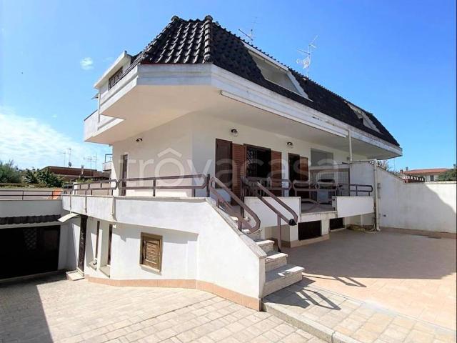 Villa a Schiera in in affitto da privato ad Ardea via dei Passeri, 19, arredato, giardino, da privato TrovaCasa
