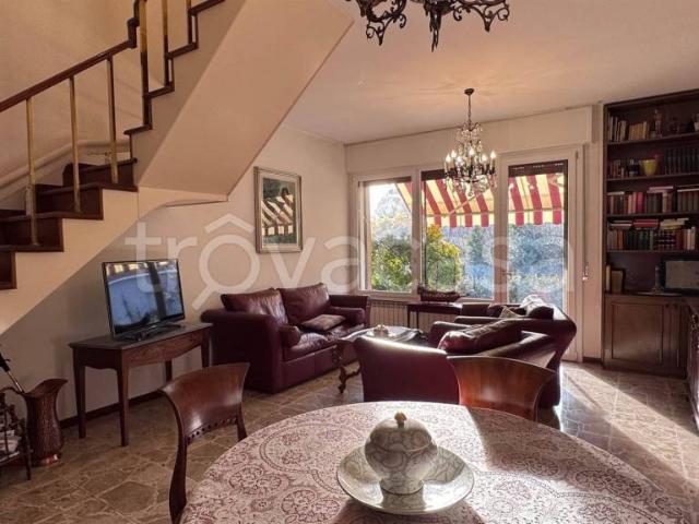 Villa a schiera in vendita a Macherio
