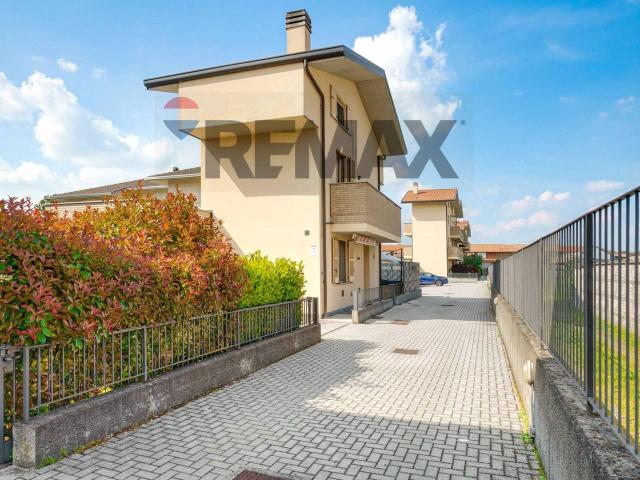 Villa in vendita a Magnago
