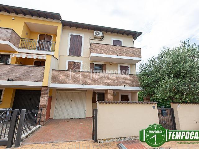 Villa a schiera in vendita a Madignano
