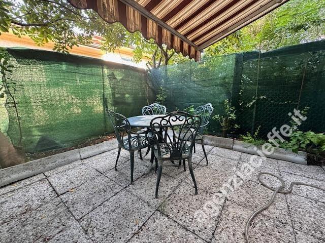 VILLA A SCHIERA in VENDITA a MASSA Marina di Massa di 2 vani