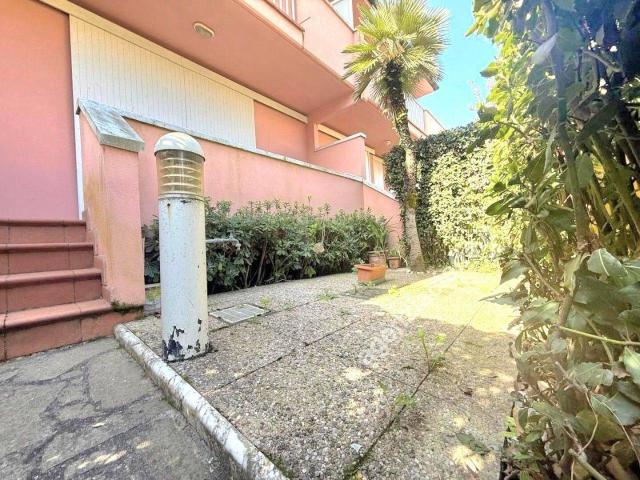 Villa a schiera in vendita a Massa