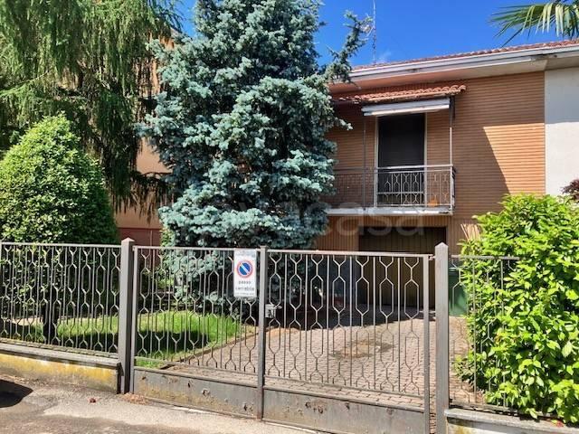 Villa a schiera in vendita a Mede vicolo Luigi Einaudi, 5
