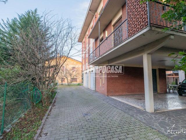 Villa a schiera in vendita a Modena